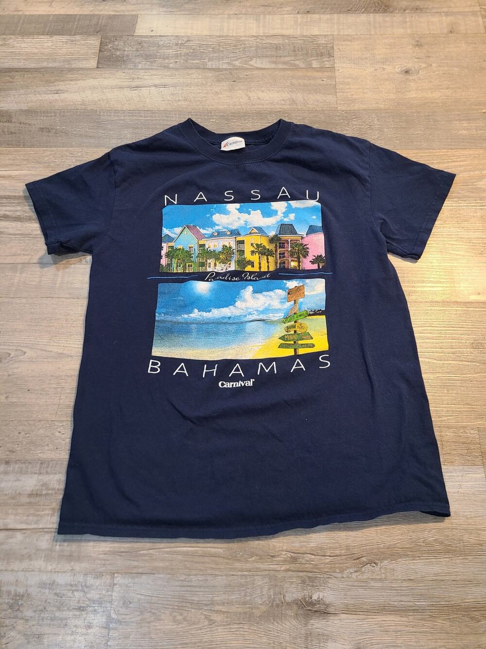 Carnival small unisex tee